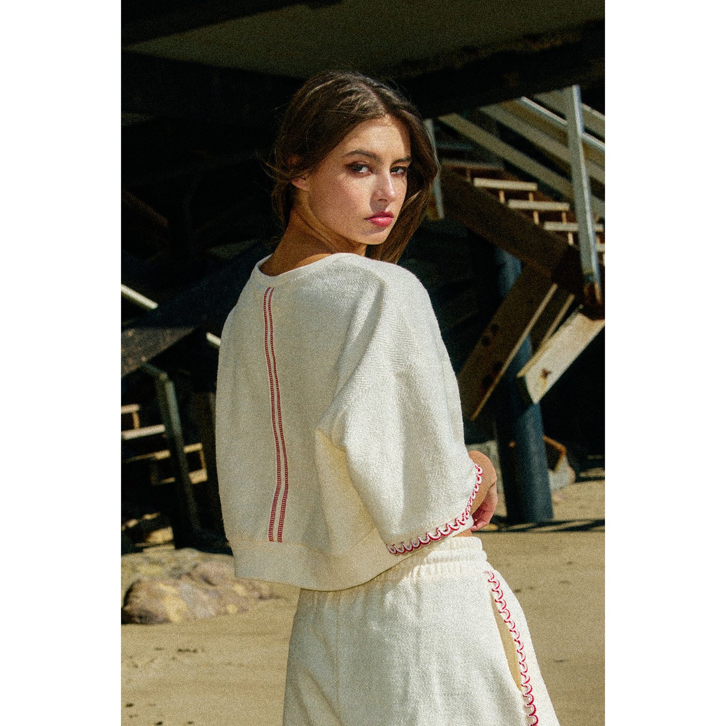 BL - Oversized Cropped Sweatshirt & Bow Tie Shorts Set 2917 - Cream/Red