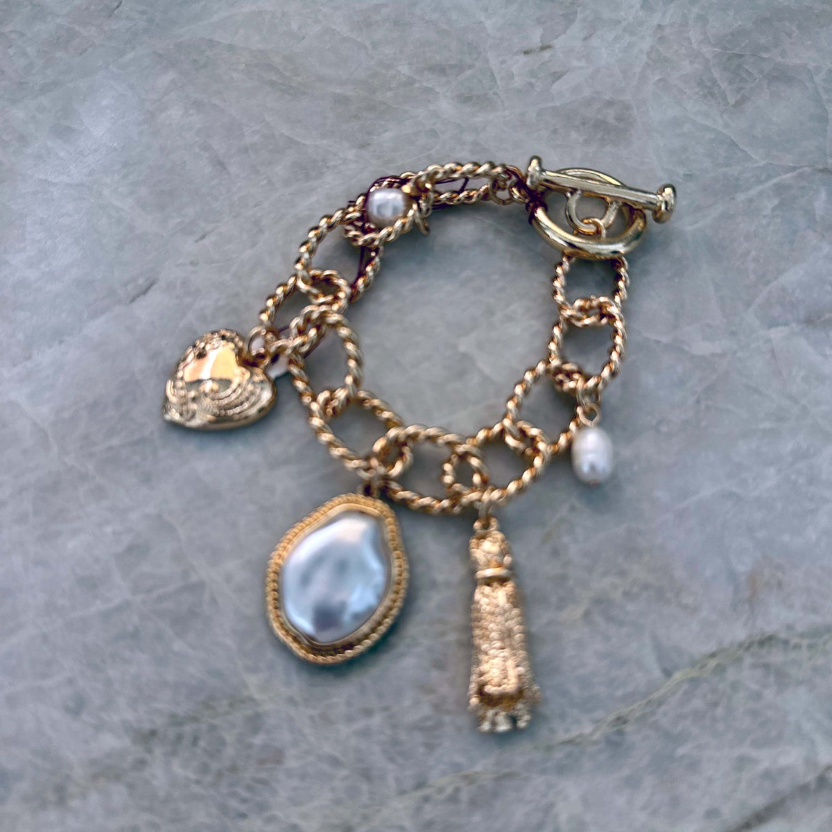 CH - Gold Link, Charm Bracelet -