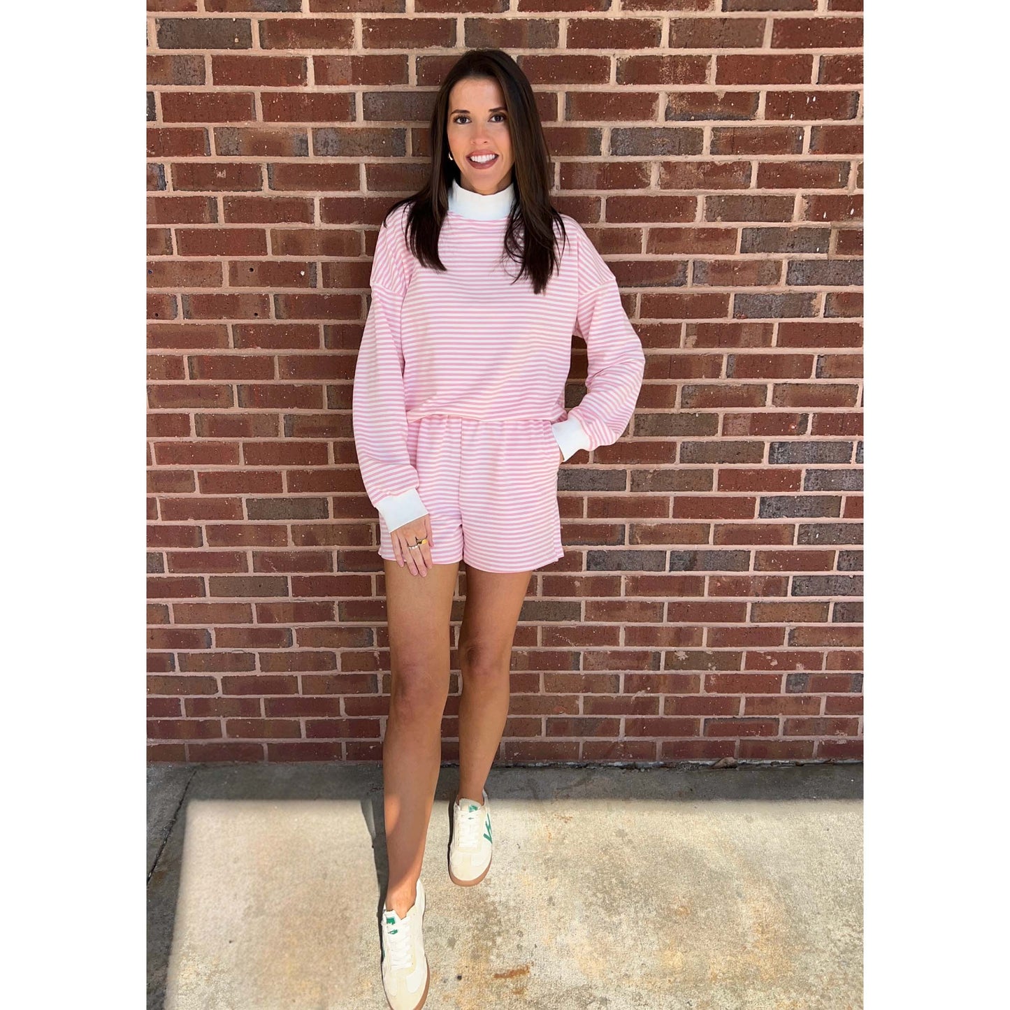 6d - Striped, Oversize Mock Neck Sweatshirt & Shorts Set - Pink
