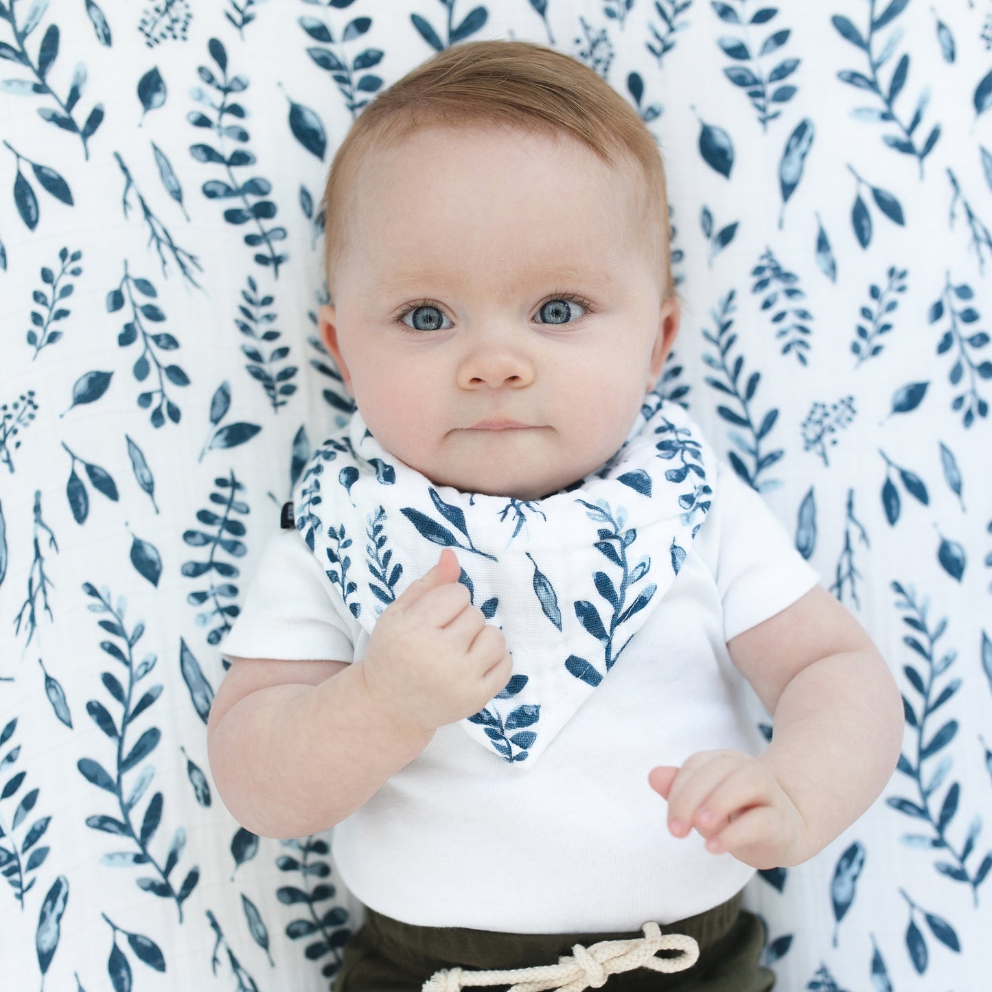 Classic Muslin Bandana Bib Set