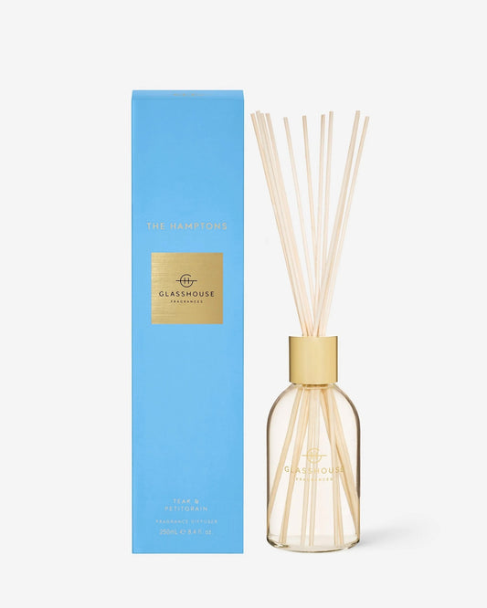 Glasshouse Fragrances - The Hamptons Candle | Teak & Petitgrain - fragrance diffuser