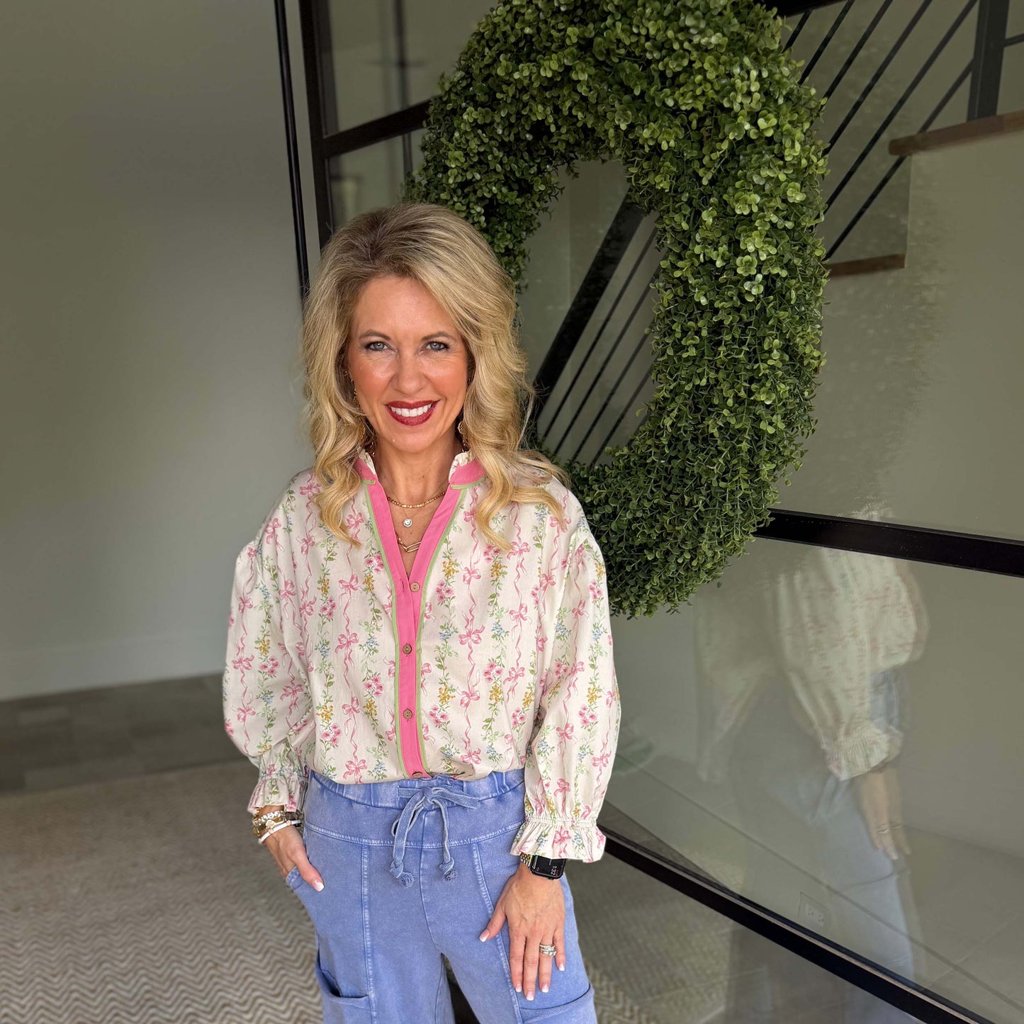 Easel - Floral Printed, Stretch Poplin Button Down Top 9158 - Pink
