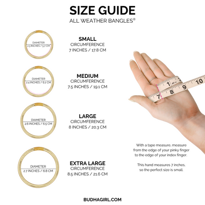 Size guide for March Moon Stack jewelry with hand measurement and ring dimensions.