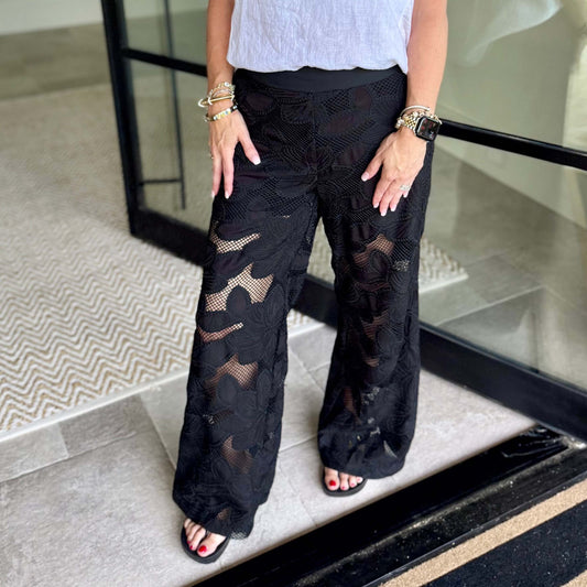 Black Flower Embroidered Pants 7590