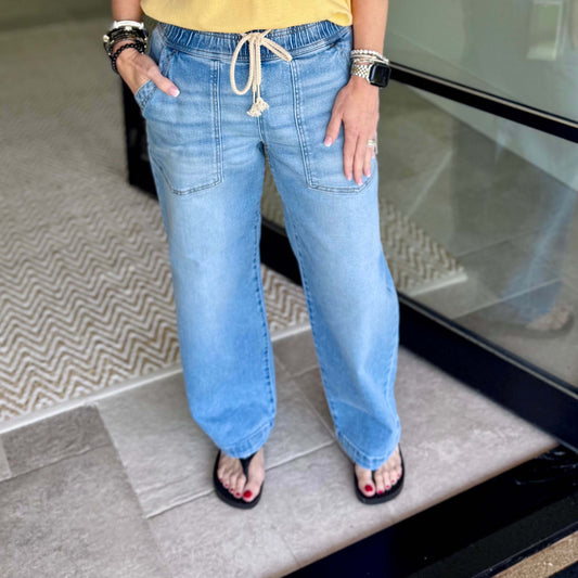 Risen - Elastic Waistband, Slouchy Crop, Baggy, Patch Pocket Jeans 1591 - Medium