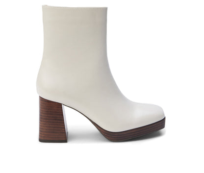 SALE- Coconuts by Matisse Duke Booties