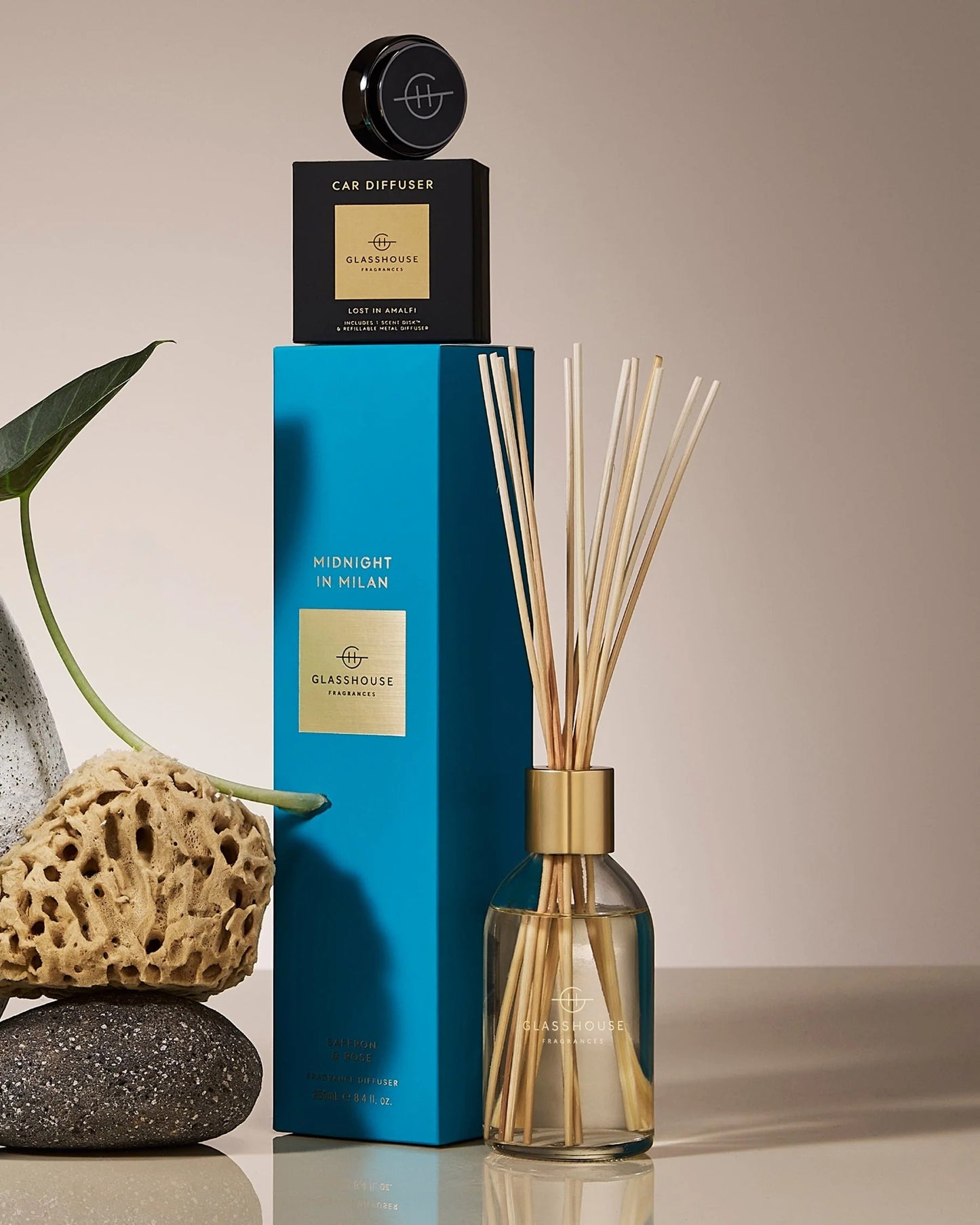 Glasshouse Fragrances - Midnight in Milan Candle | Saffron & Rose  - fragrance diffuser