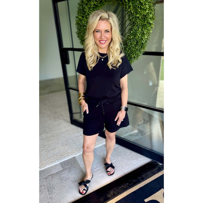 SPANX AirEssentials® Crewneck Tee 2796 – Very Black
