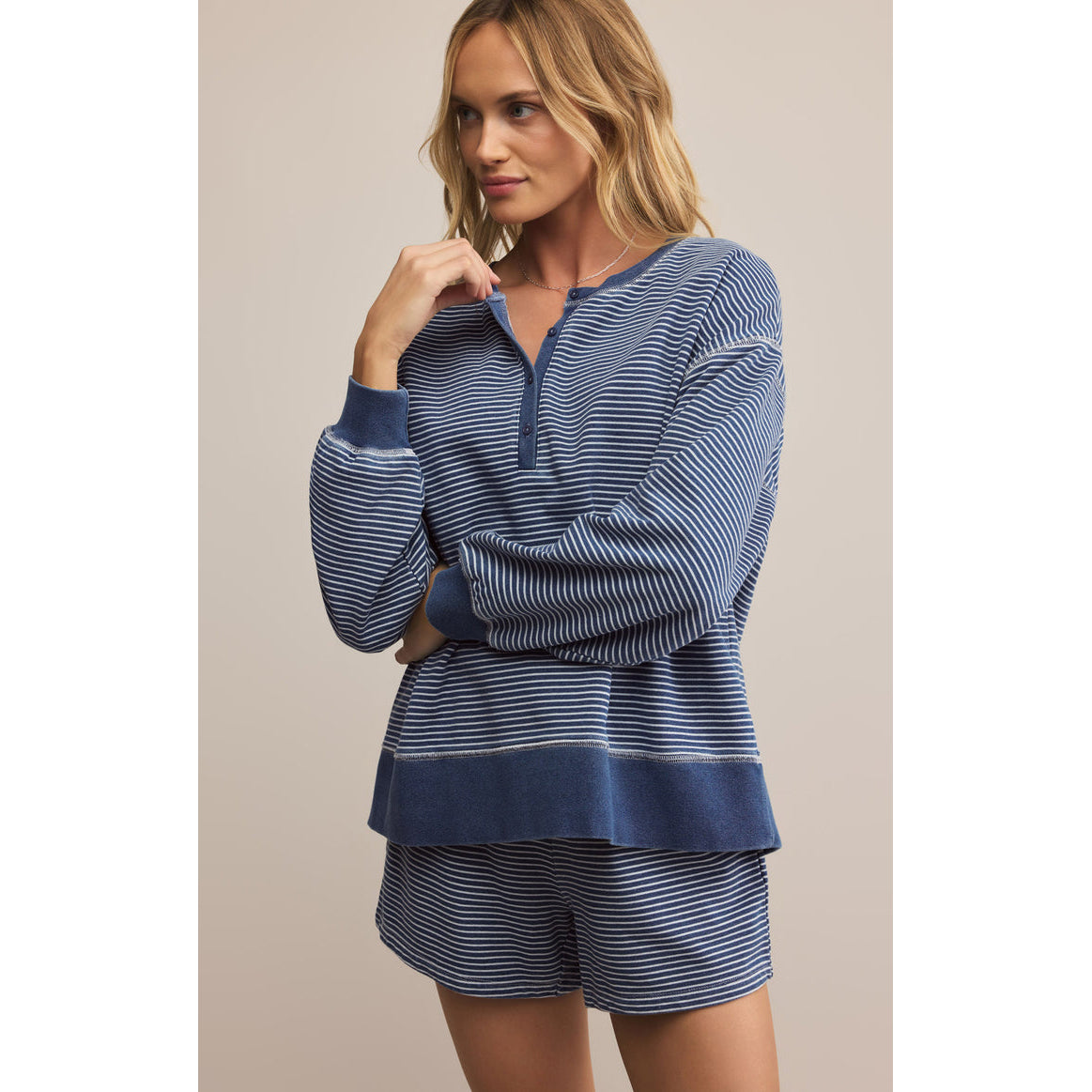 Z Supply - Hunter, Denim Striped Shorts 3212 - Vintage Indigo