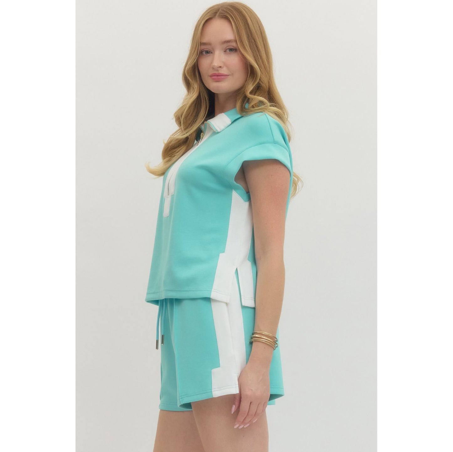 ENTRO -  Contrast accent, Zip Front Top & Shorts Set 7378 / 7379 - Aqua