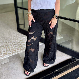Black Flower Embroidered Pants 7590