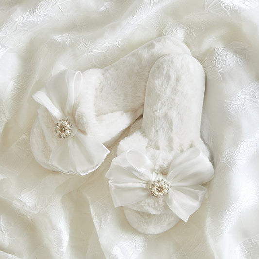 Bella -  Plush Slippers 0690 - White Crystal Bow
