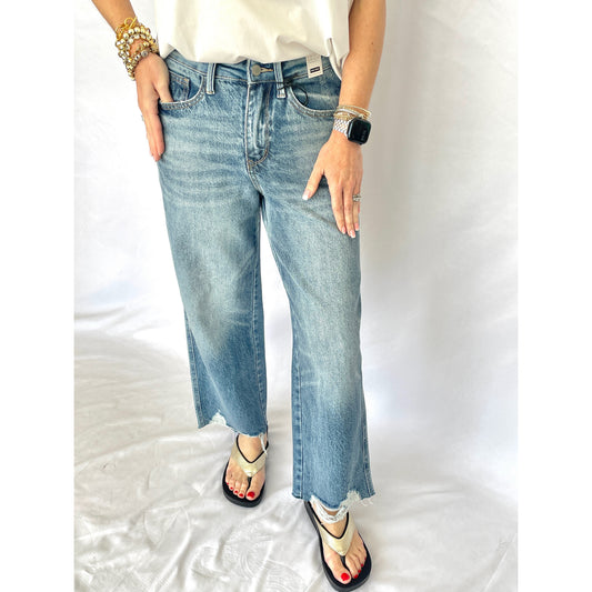 Judy Blue - hi-waisted, Rigid Magic Destroy Hem, Crop Wide Leg Jeans 8963 - Blue
