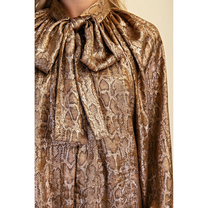 GM - tie-Neck, Snake Print Top 8374 - Camel