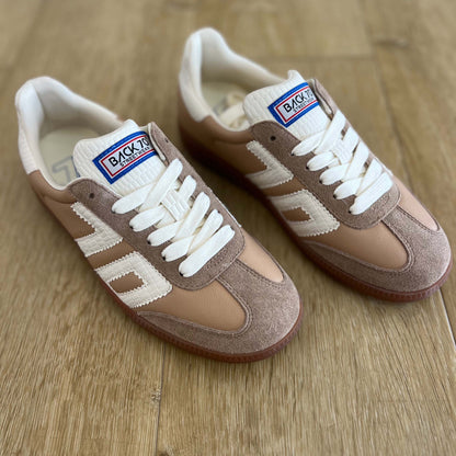 Back 70 - Cloud NC Sneaker - Sand / Milk