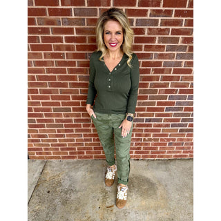 Milio Milano - Baby Rib, Long Sleeve, V-Neck Henley Top 1565 - Army Green