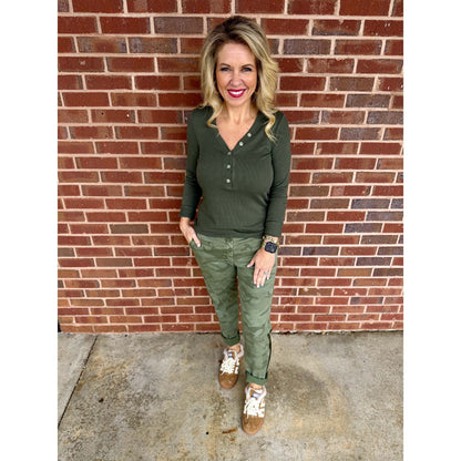 Milio Milano - Baby Rib, Long Sleeve, V-Neck Henley Top 1565 - Army Green