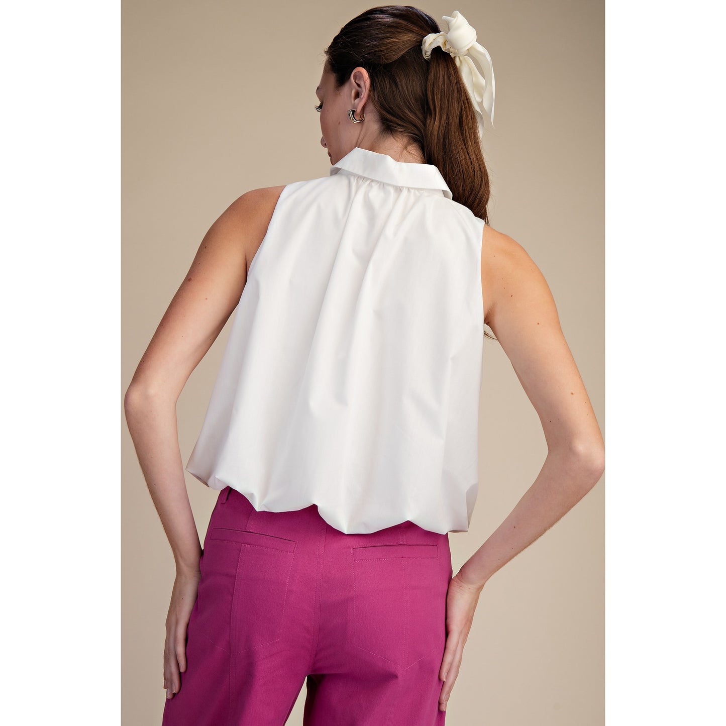 Bubble Hem Sleeveless Blouse – Ivory Collared Flowy Top 9649